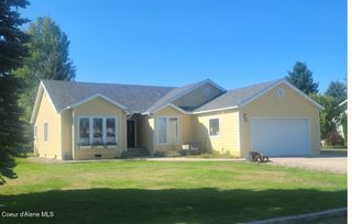 128 Spur Dr, Sandpoint, ID 83864