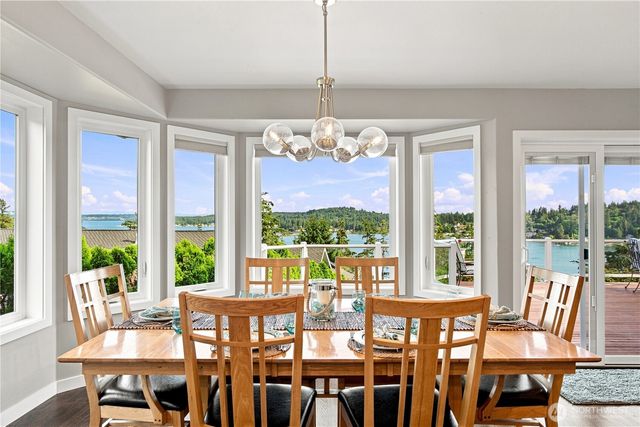 8818 30th Street Ct NW, Gig Harbor, WA 98335