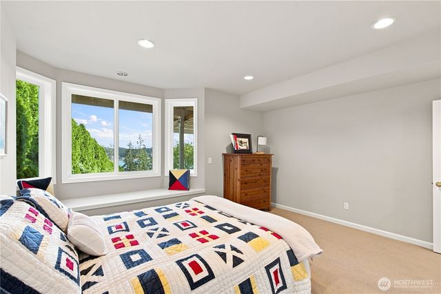 8818 30th Street Ct NW, Gig Harbor, WA 98335