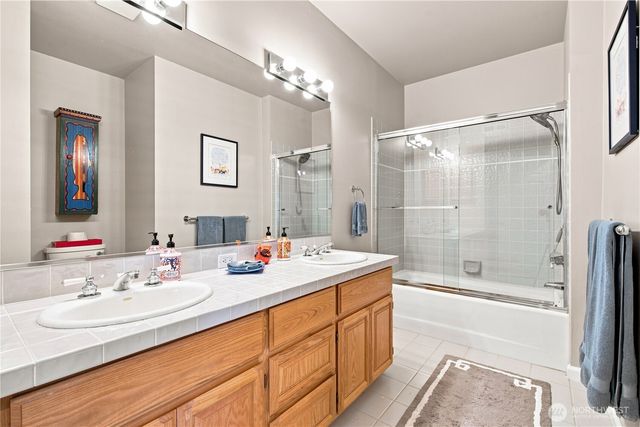 8818 30th Street Ct NW, Gig Harbor, WA 98335