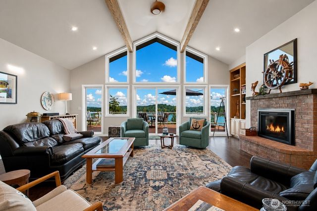 8818 30th Street Ct NW, Gig Harbor, WA 98335