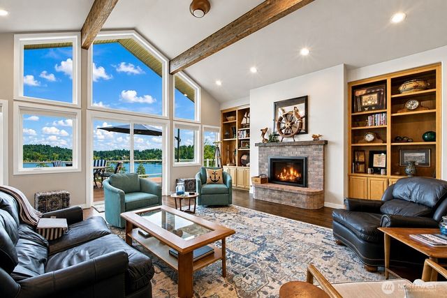 8818 30th Street Ct NW, Gig Harbor, WA 98335