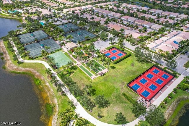 7709 Sicilia CT, Naples, FL 34114