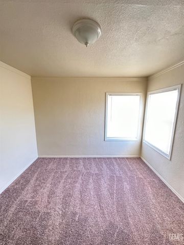 2611 Urbano Drive, Bakersfield, CA 93304