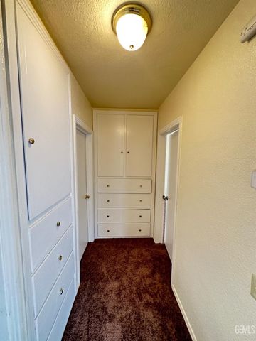 2611 Urbano Drive, Bakersfield, CA 93304