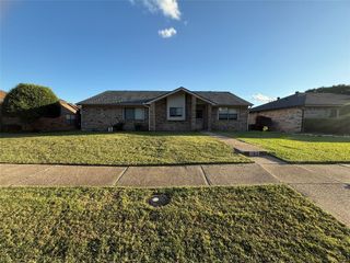 1002 Arborside Drive, Mesquite, TX 75150
