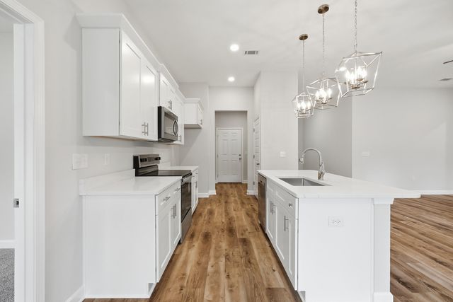 6110 Mildred's Way, Crestview, FL 32539