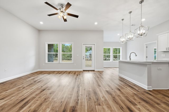 6110 Mildred's Way, Crestview, FL 32539