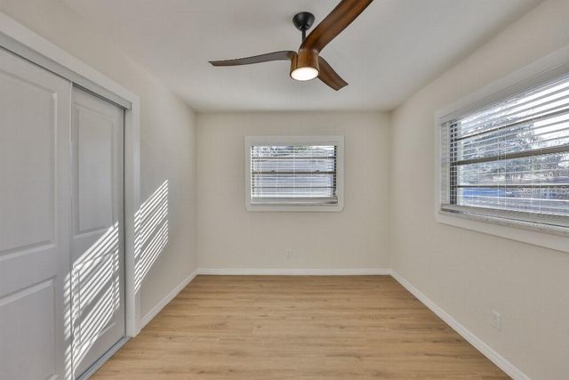 8621 MAY CIRCLE, Tampa, FL 33614