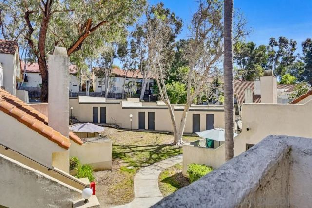 333 N Melore Drive D, Vista, CA 92083