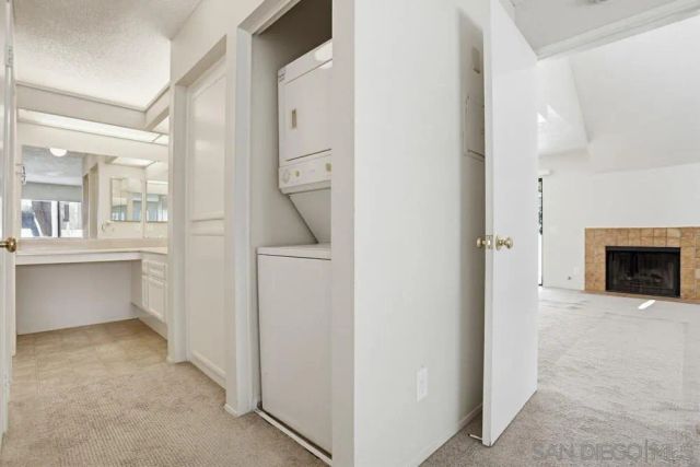 333 N Melore Drive D, Vista, CA 92083