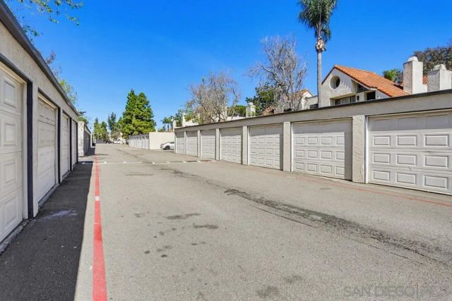 333 N Melore Drive D, Vista, CA 92083