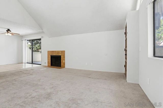 333 N Melore Drive D, Vista, CA 92083