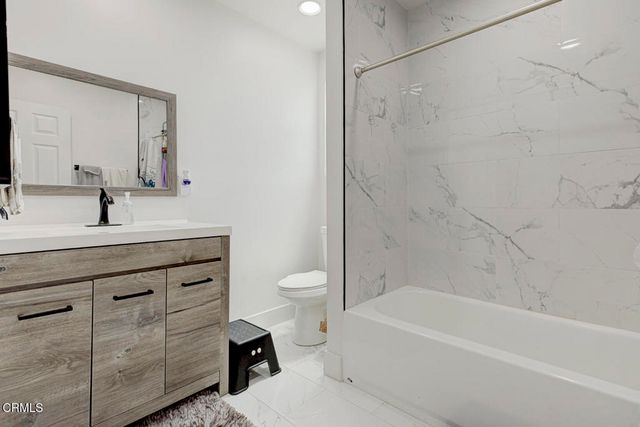 1255 W 85th Street, Los Angeles, CA 90044