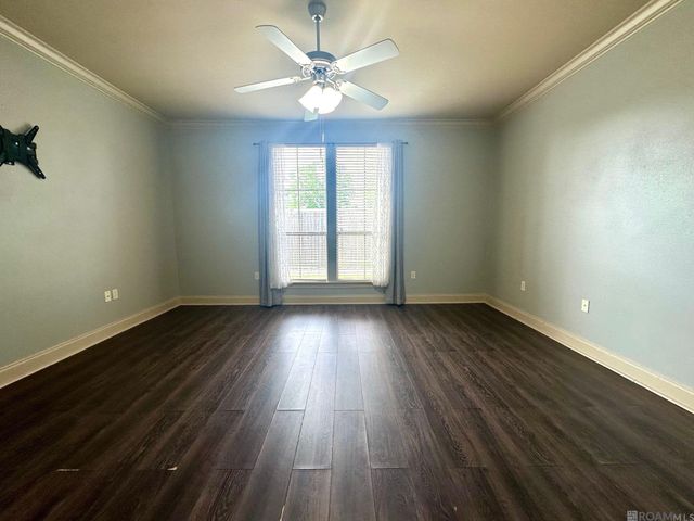 39339 Magazine Ave, Gonzales, LA 70737