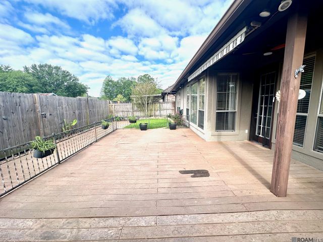 39339 Magazine Ave, Gonzales, LA 70737