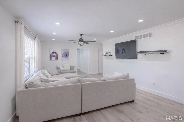 127 Phelan Street, Pacific, MO 63069