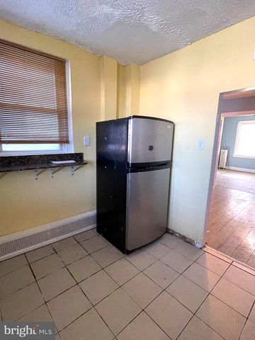 161 W RUSCOMB ST, Philadelphia, PA 19120