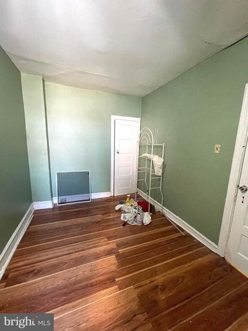 161 W RUSCOMB ST, Philadelphia, PA 19120