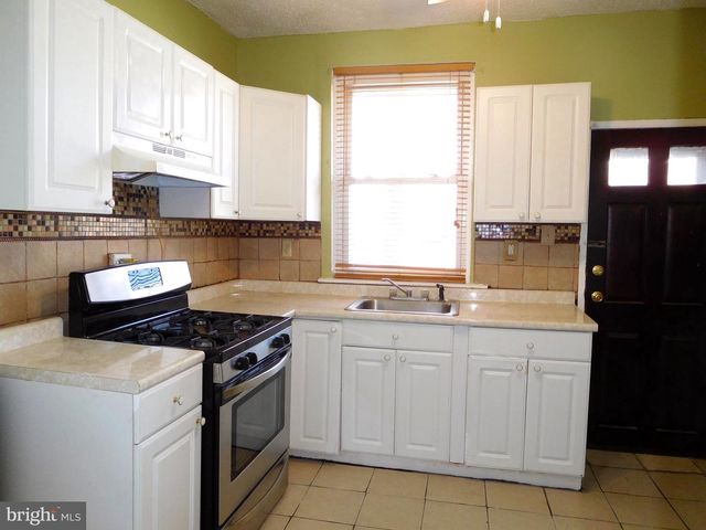 161 W RUSCOMB ST, Philadelphia, PA 19120