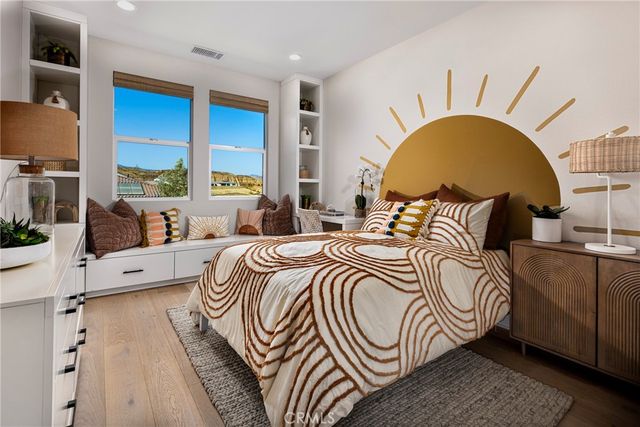 29932 N Paseo Templada, Valencia, CA 91354