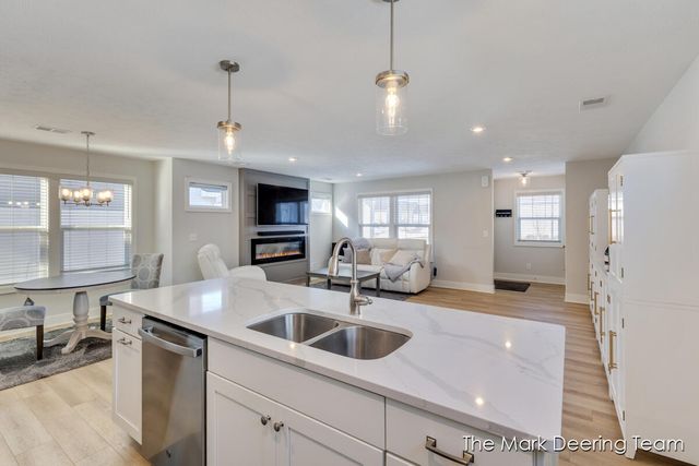 6648 Promenade Street, Rockford, MI 49341