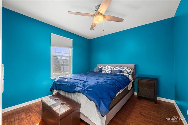 102 Chelsea Avenue, Sugar Grove, IL 60554