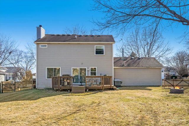 102 Chelsea Avenue, Sugar Grove, IL 60554