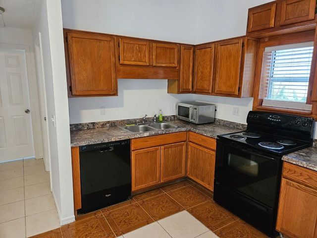 9687 LINGWOOD TRAIL, Orlando, FL 32817