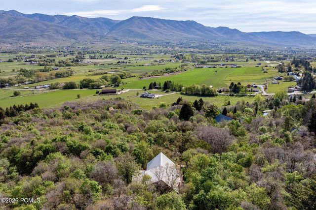 2725 E 3500, Eden, UT 84310