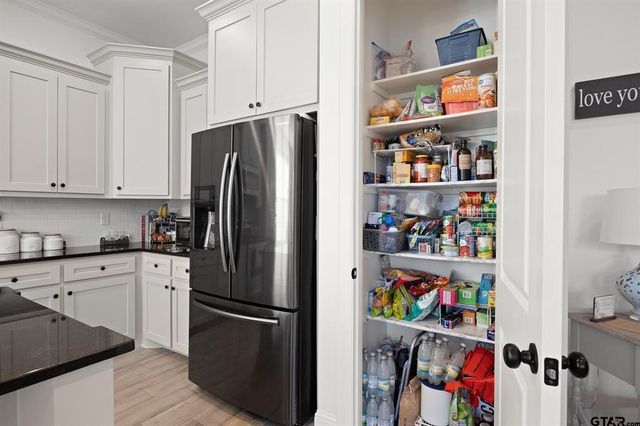 110 Rose Row Lane, Winona, TX 75792