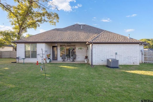 110 Rose Row Lane, Winona, TX 75792