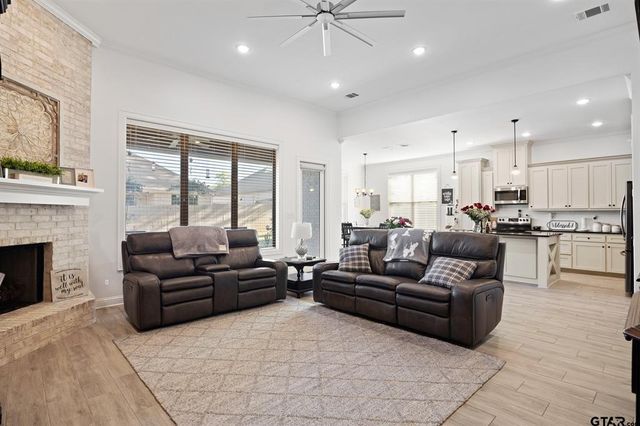 110 Rose Row Lane, Winona, TX 75792