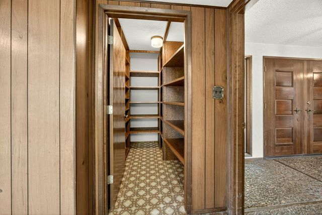 2728 Hawaiian Avenue, Medford, OR 97504
