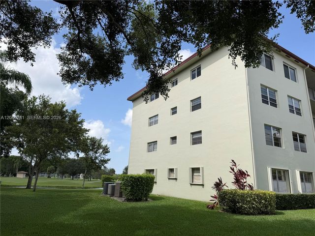 13255 SW 7th Ct 401D, Pembroke Pines, FL 33027