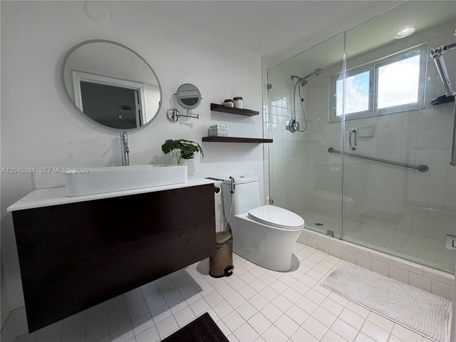 13255 SW 7th Ct 401D, Pembroke Pines, FL 33027