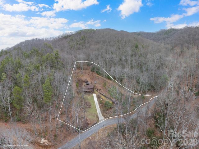 775 Chambers Cove Road, Canton, NC 28716