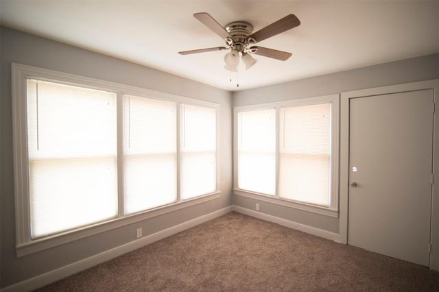 3010 E 12th ST, Austin, TX 78702