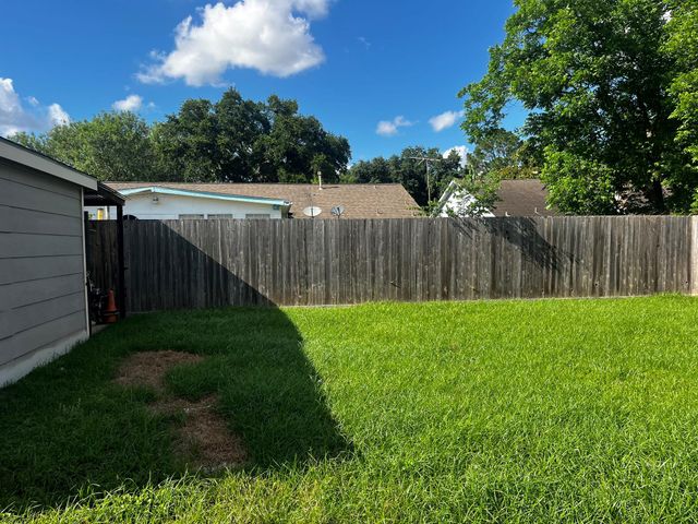12418 Plumbrook Drive, Houston, TX 77099