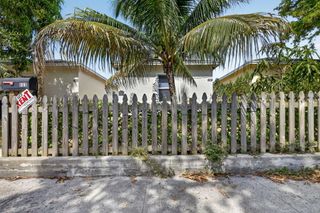 609 N F Street N, Lake Worth, FL 33460