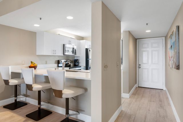 701 S Seas Drive 405, Jupiter, FL 33477