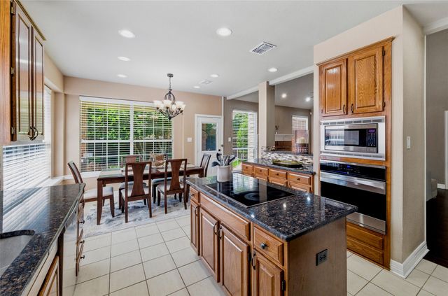 1432 Honey Locust Drive, Plano, TX 75023