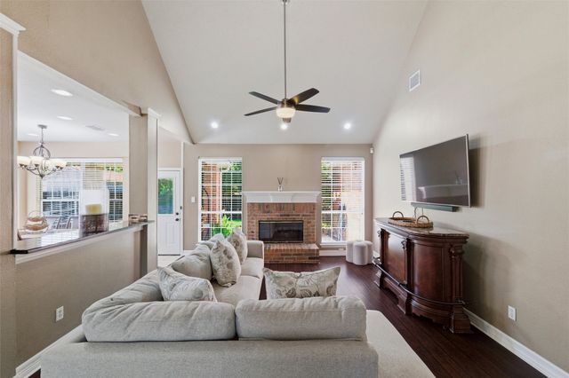 1432 Honey Locust Drive, Plano, TX 75023