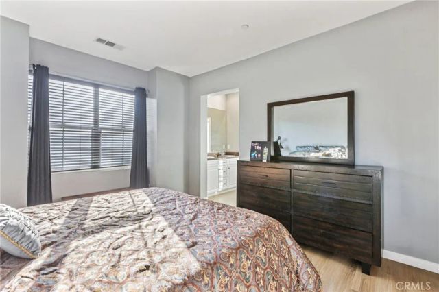 21982 Moveo Drive, Saugus, CA 91350