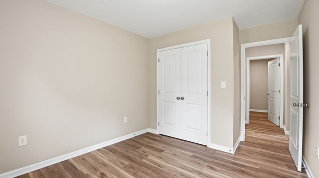 2317 E LINCOLN ST, Tullahoma, TN 37388