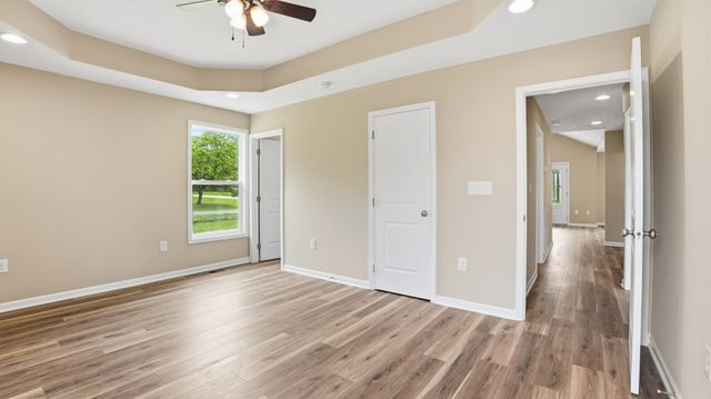2317 E LINCOLN ST, Tullahoma, TN 37388
