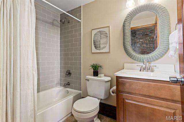 2650 Pennsylvania Avenue, St Louis, MO 63118