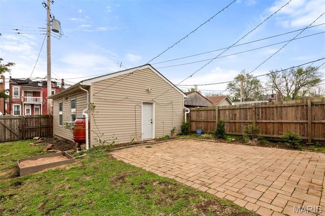 2650 Pennsylvania Avenue, St Louis, MO 63118