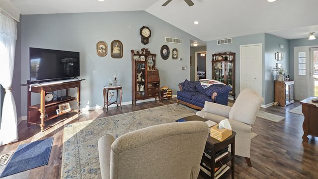 608 Stone Creek Pass, Clio, MI 48420