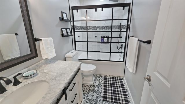 608 Stone Creek Pass, Clio, MI 48420